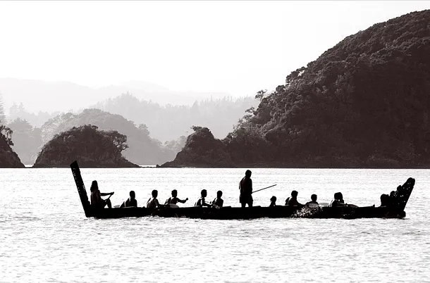 Barcă a maorilor