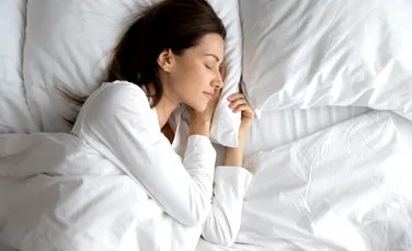 Somnul poate îmbunătăți memoria, dar poate și să creeze amintiri false, arată un studiu