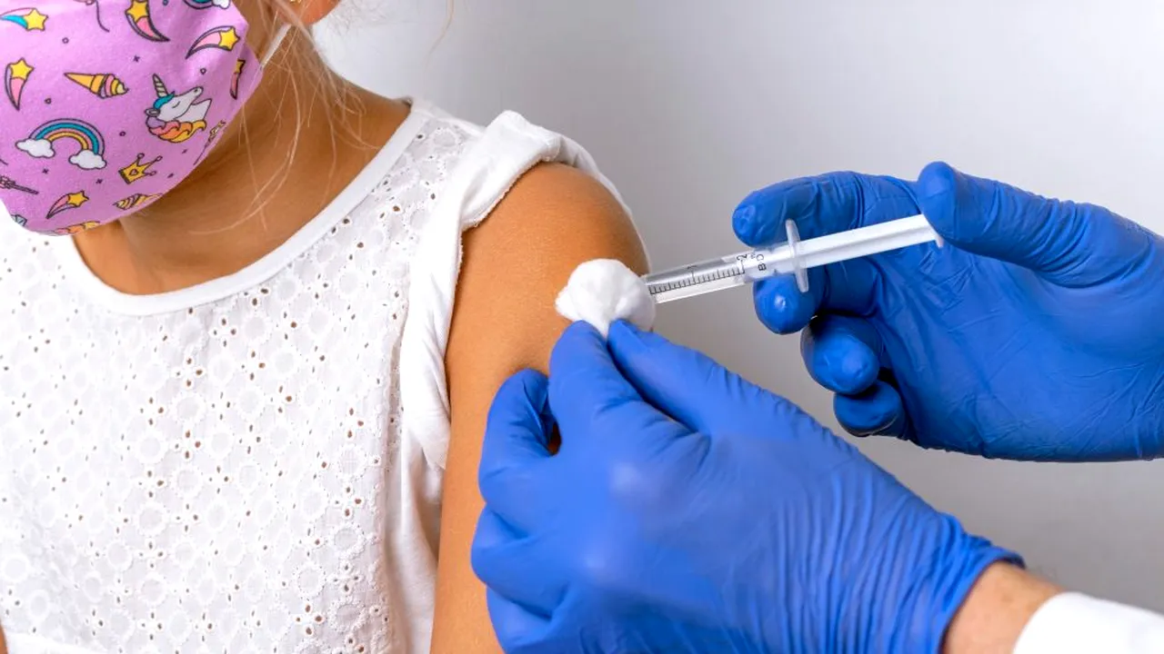 vaccin-copil-shutter_Descopera-scaled.jpg 