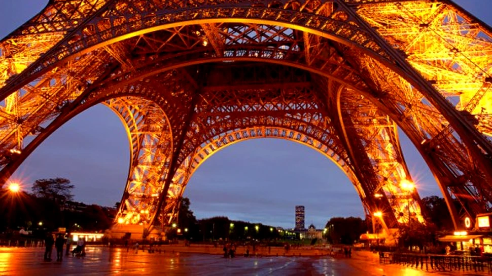 Tour Eiffel, cel mai fotografiat monument din lume
