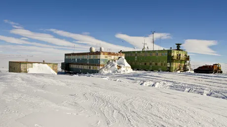 Cercetătorii de la o bază din Antarctica, salvați „în regim de urgență” după ce au fost atacați de un coleg