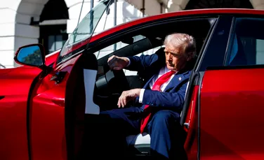 Cum vrea să scape Donald Trump de autoturismul Tesla, cumpărat în martie?