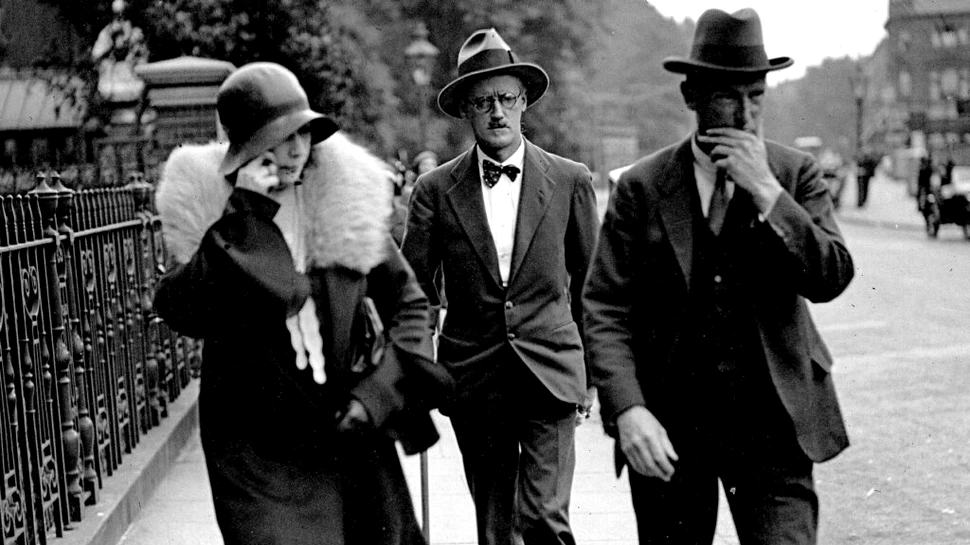 James Joyce, scriitorul a cărui scrisoare erotică s-a vândut cu peste 400.000 de dolari. „Noapte bună, micuța mea Nora, păsărică murdară”