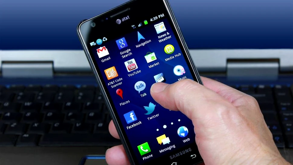 Un nou tip de virus atacă pe Android: ameninţarea informatică este ascunsă într-o aplicaţie cu caracter erotic