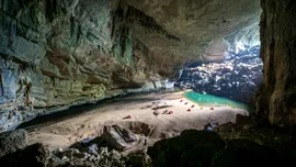 În 1990, un bărbat a găsit cea mai mare peșteră din lume, iar apoi a „pierdut-o”