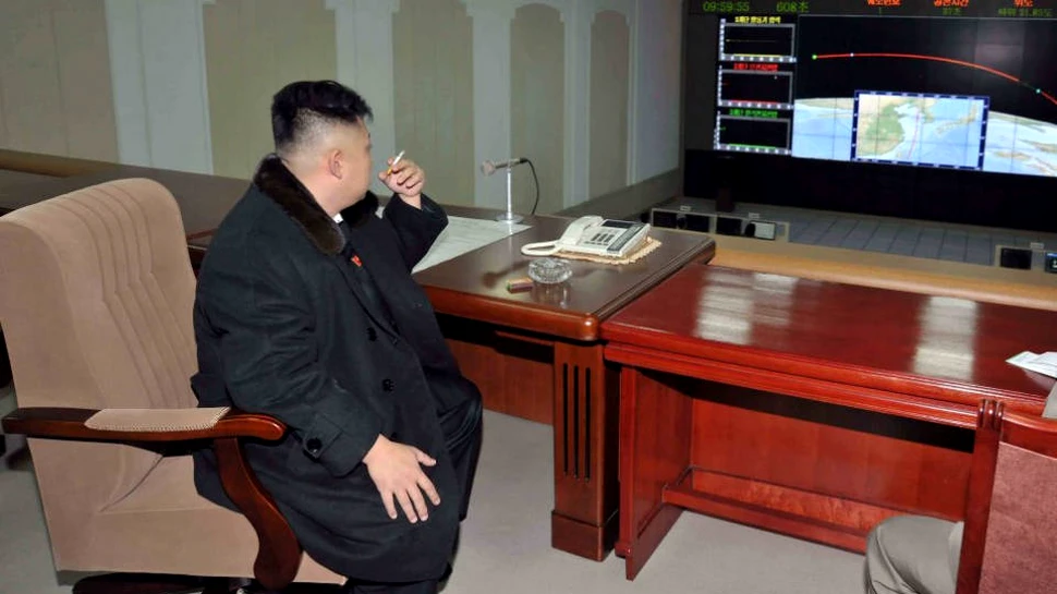 Imprevizibilul dictator Kim Jong-Un, incapabil să îşi controleze propriul viciu