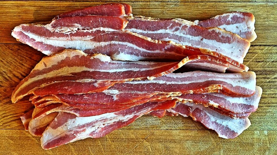 Următorul produs din carne artificială: bacon-ul