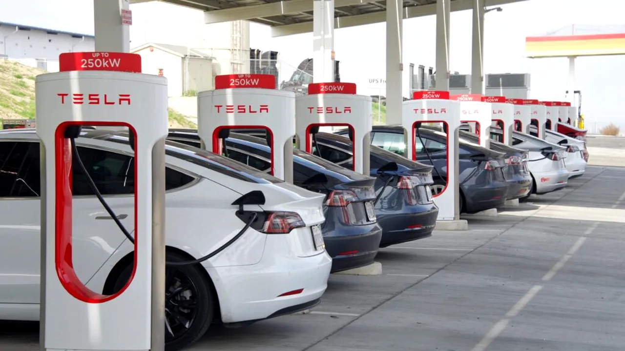 tesla mașini 