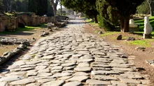 Cum au construit romanii drumuri atât de drepte?