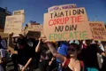 Aproape jumătate dintre profesorii din România se gândesc să plece de la catedră, arată un studiu