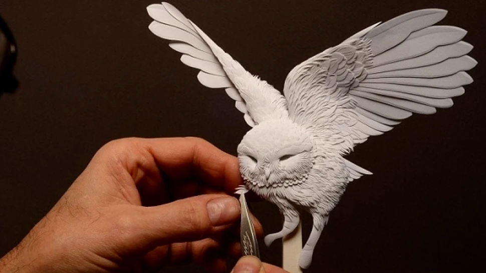 Artistul care realizează sculpturi impresionante din HÂRTIE – FOTO