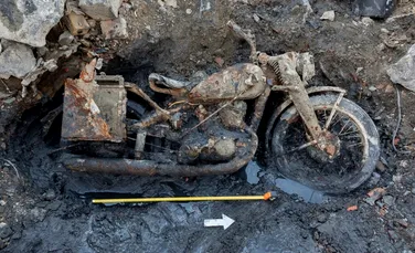 O motocicletă din cel de-Al Doilea Război Mondial a fost găsită în Dunăre
