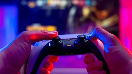 Studiu: jocurile video în exces pot afecta dieta, somnul și greutatea