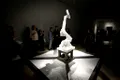 Italienii au inventat robotul care sculptează marmura aproape la fel de bine ca Michelangelo