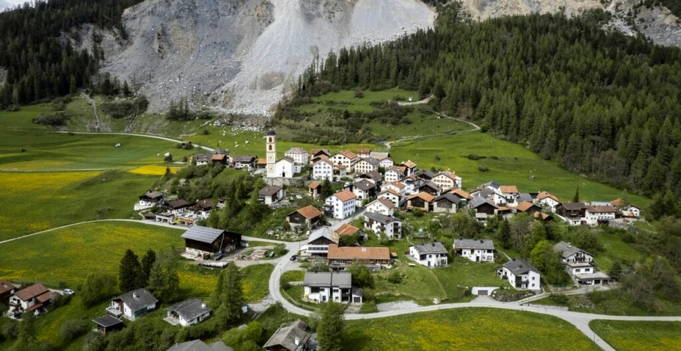 Un sat din Elveția, amenințat de „2 milioane de metri cubi de rocă”