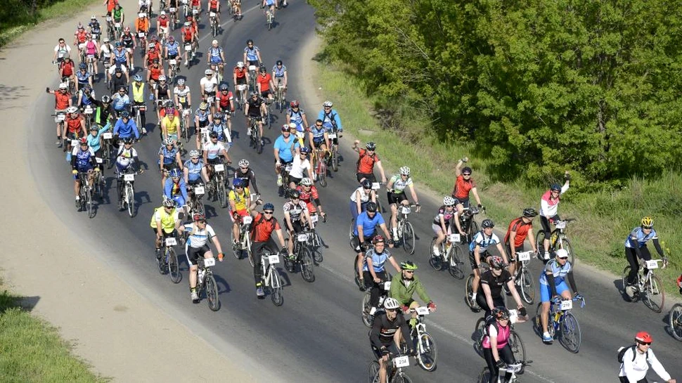 Mai sunt disponibile 20 de locuri în Marea Pedalare, cel mai intens eveniment al primăverii