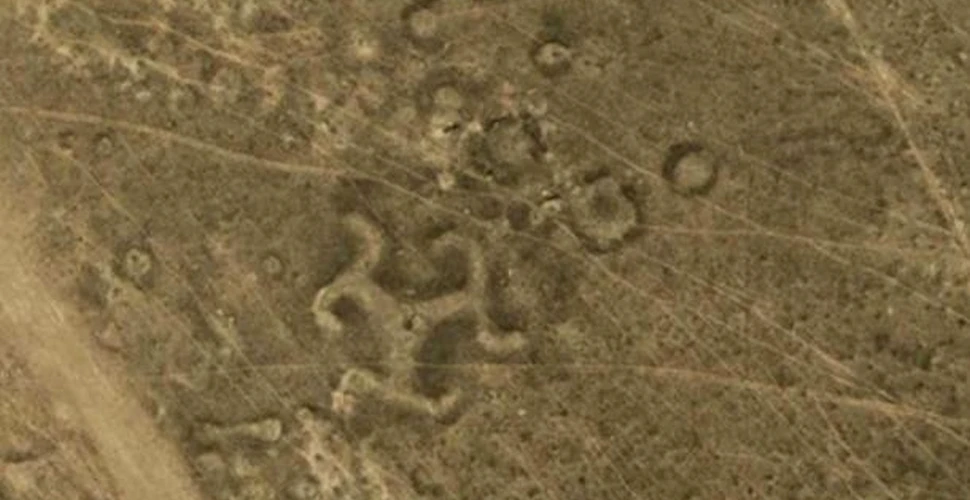 NASA a descoperit o svastică şi o cruce gigant pe un câmp. Ce mai apare în imaginile stranii – FOTO