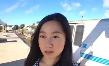 Noua modă pe reţelele de socializare. Cum se face un „selfie gogoaşă”? (VIDEO)