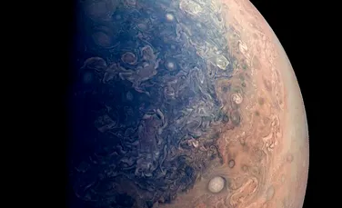 Misterul culorilor schimbătoare ale lui Jupiter ar fi fost elucidat