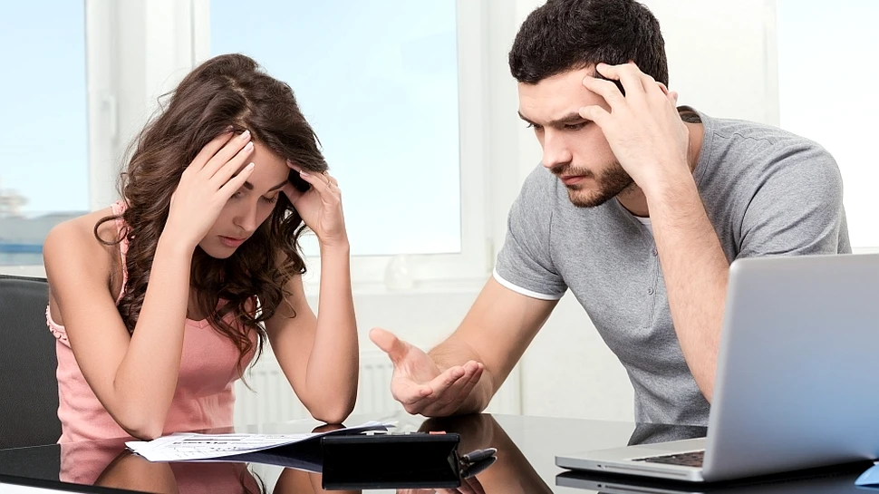 De ce rămân oamenii în relaţii nepotrivite? Un nou studiu oferă răspunsul