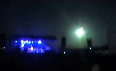 Când noaptea devine zi: momentul uimitor în care explodează un meteoroid (VIDEO)