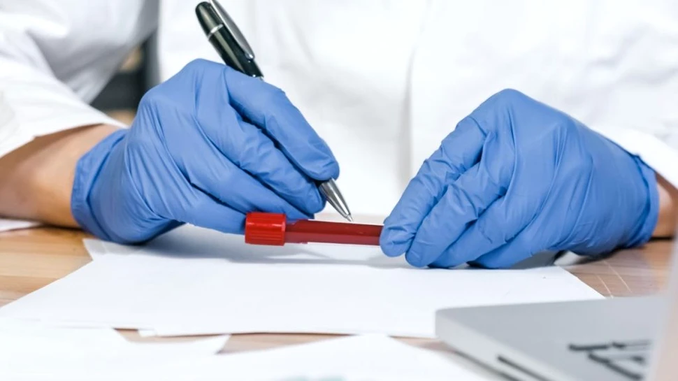 Un test de sânge poate detecta și clasifica tumorile cerebrale