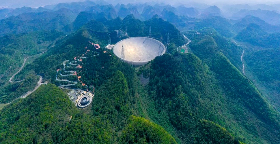 Un fizician susține că noul radiotelescop al Chinei ar putea detecta sonde extraterestre