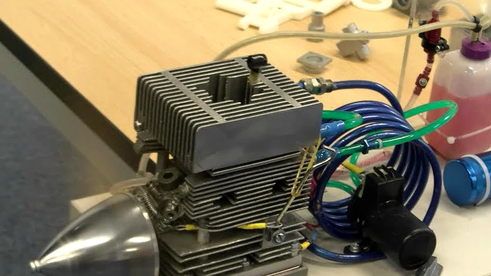 Un român a creat un motor de avion UNIC în lume, realizat cu ajutorul unei imprimante 3D