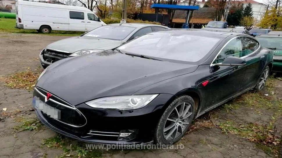 Mașină Tesla în valoare de 50.000 de euro, furată din Norvegia și găsită în Suceava