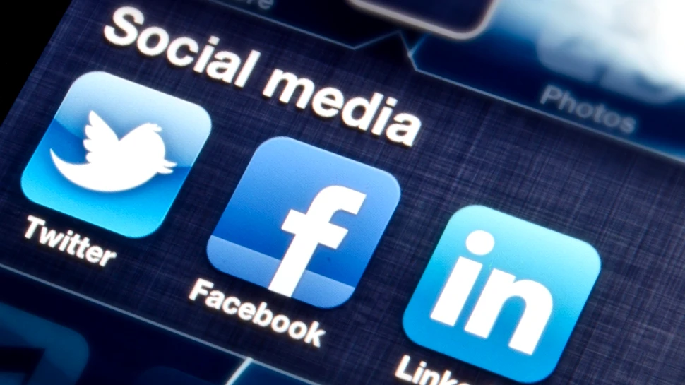 Facebook a lansat Facebook At Work, o aplicaţie prin care concurează cu reţeaua LinkedIn