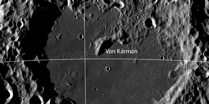 Imagini uimitoare realizate de roverul chinez Yutu-2 arată fața nevăzută a Lunii