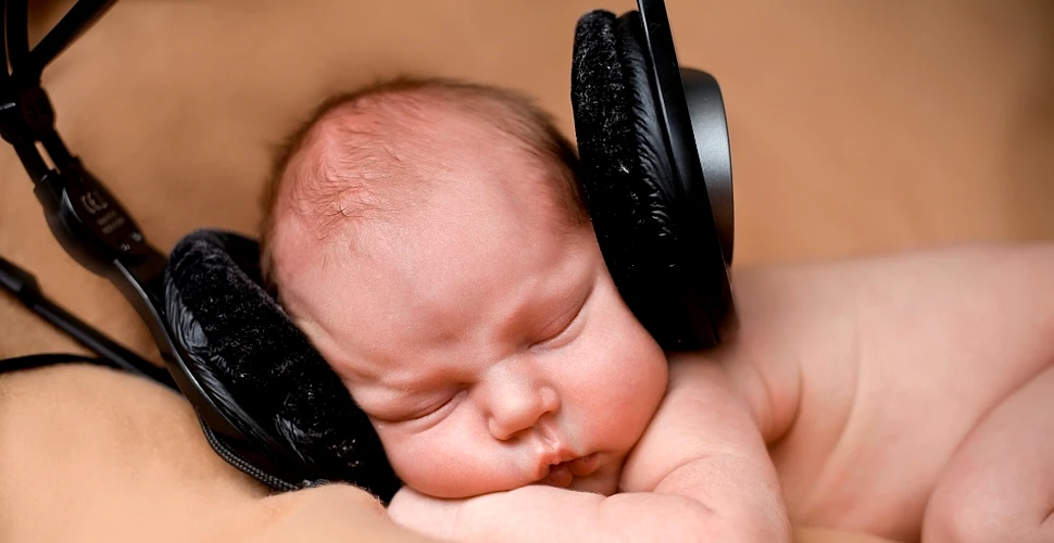 Efectul miraculos pe care îl are muzica asupra bebeluşilor – FOTO