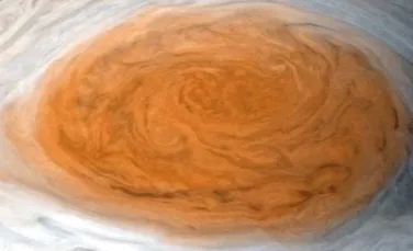 Marea Pată Roșie de pe Jupiter se micșorează, iar astronomii au aflat de ce