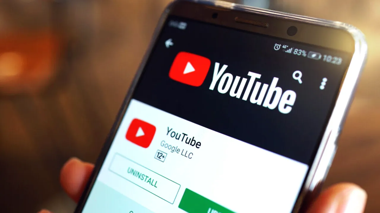 YouTube 