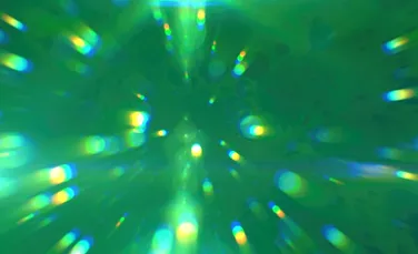 Cercetătorii lucrează la un „praf inteligent” capabil de spionaj