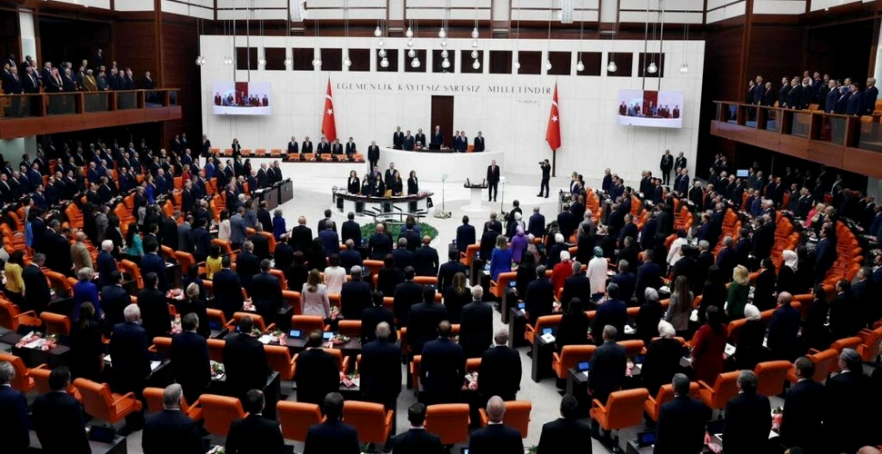 Cum schimbă războiul dintre Israel și Hamas meniul parlamentarilor turci?
