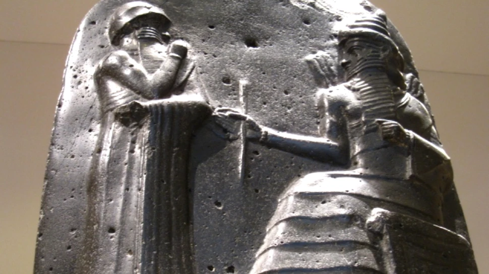 Regele Hammurabi şi fascinantul său cod au format gândirea de bază în legislaţia actuală