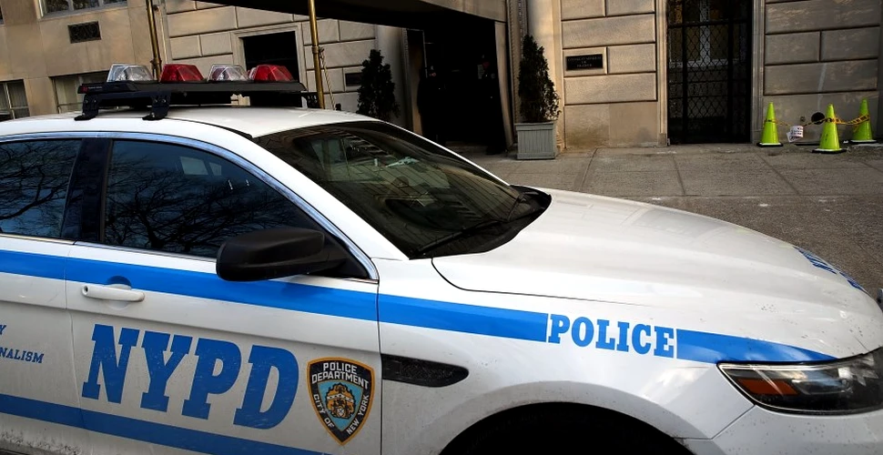 Angajaţi ai Poliţiei din New York au modificat pe Wikipedia informaţii despre violenţele unor colegi