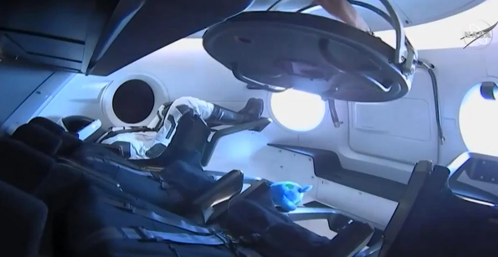 Manechinul Ripley a ajuns la Staţia Spaţială Internaţională în capsula Crew Dragon trimisă de SpaceX