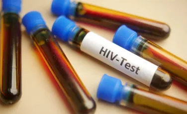 Un nou medicament ar putea ține HIV sub control timp de doi ani