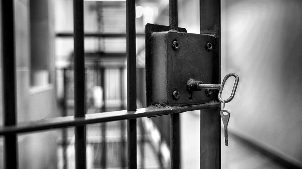 Suedia nu mai are loc în penitenciare și închiriază celule de închisoare în Estonia