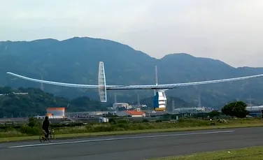 Japonezii vor pedala 120 de km pentru a stabili un nou record cu avionul cu propulsie umană (VIDEO)