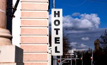 Trucul simplu prin care poți rezerva camere de hotel cu până la 20% mai ieftine
