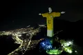 Statuia Hristos Mântuitorul din Rio de Janeiro a fost îmbrăcată cu tricoul lui Pele