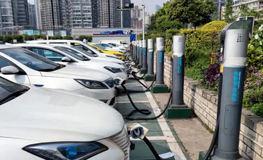 Cât a cheltuit China pentru a-și construi industria de mașini electrice?