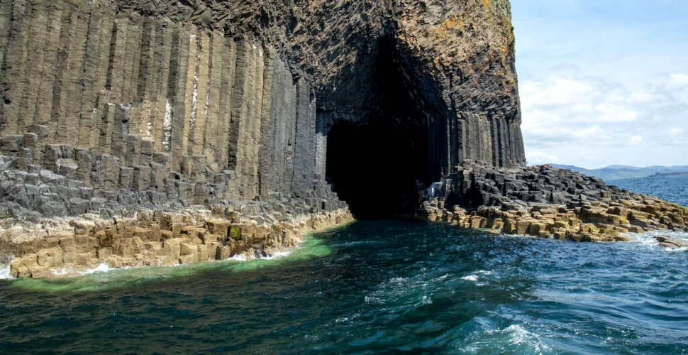 Legenda Peșterii lui Fingal, o minune a naturii care a inspirat artiştii