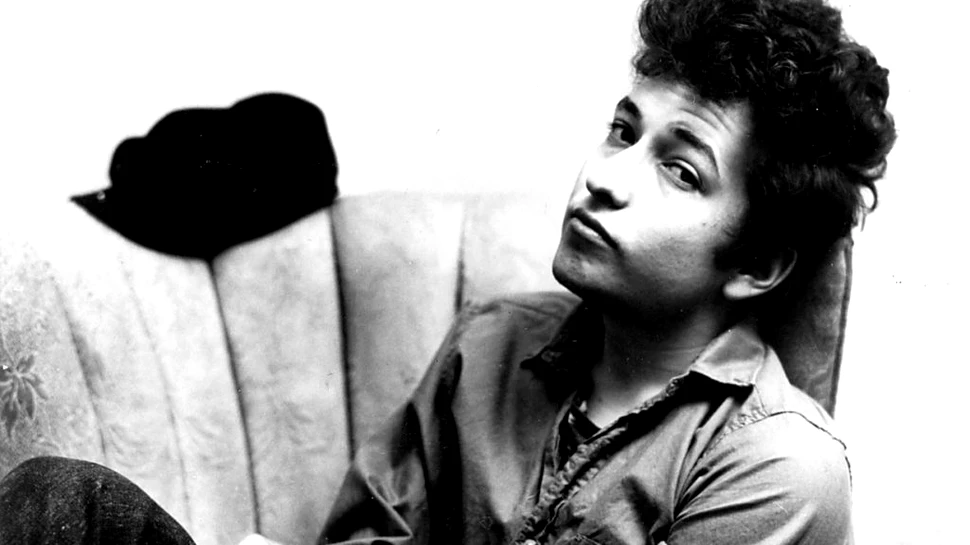 Legendarul Bob Dylan, acuzat că ar fi abuzat sexual o fetiţă de 12 ani