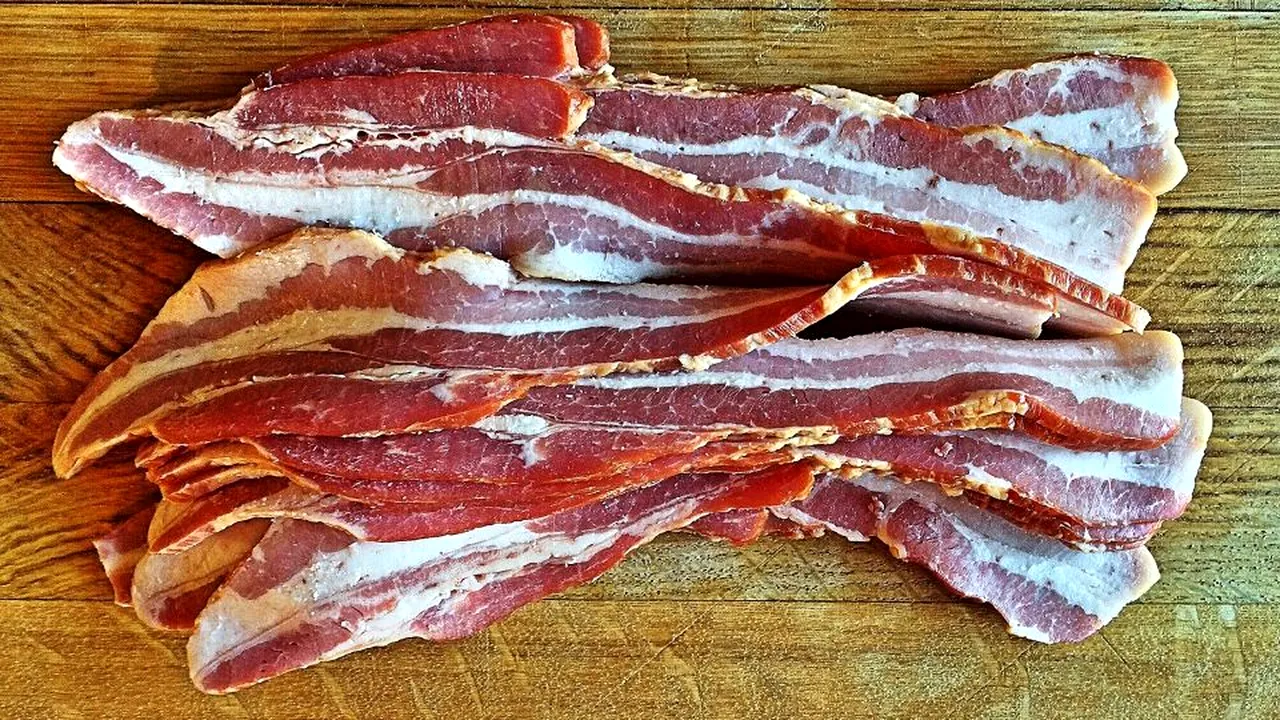 1-bacon-pixabay-descopera 