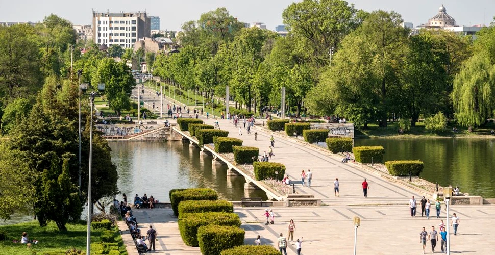 Parcul Carol, unul dintre cele mai frumoase parcuri din București