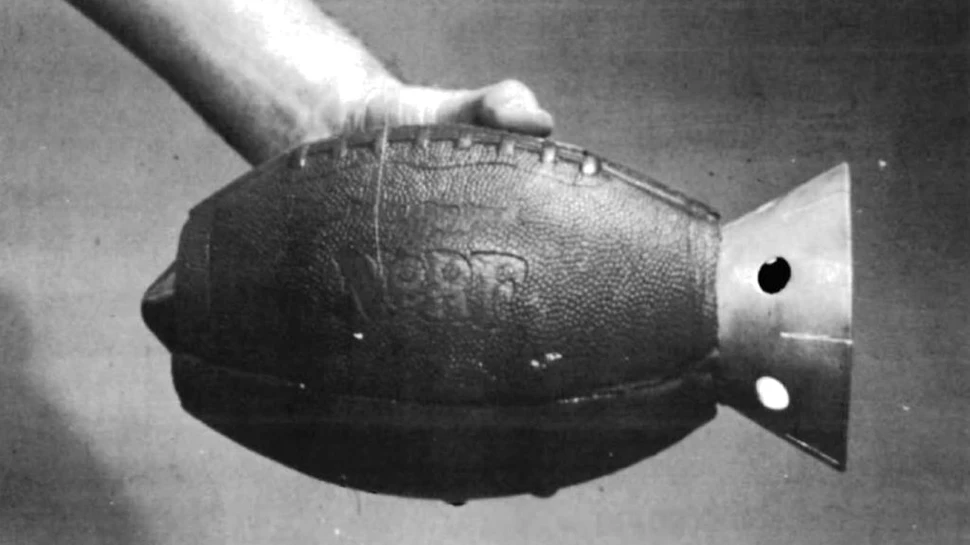 Armata SUA a încercat să transforme mingile de fotbal american în grenade antitanc în anii 1970